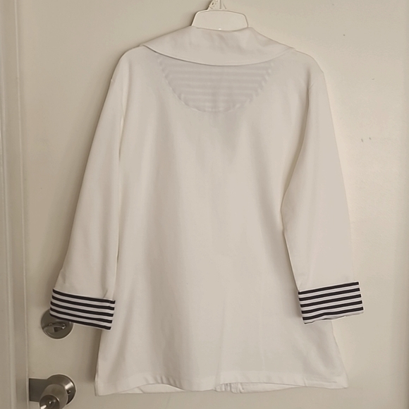 KAREN SCOTT LIGHT JACKET. NEW WITH TAG - Picture 5 of 7